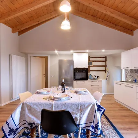 Cozy In Albagnano Di With House Sea View * Bee