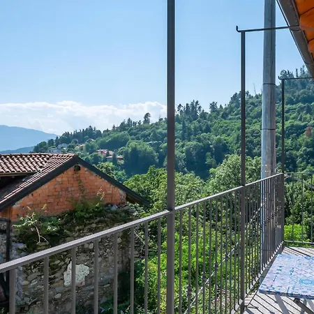 Cozy In Albagnano Di With House Sea View