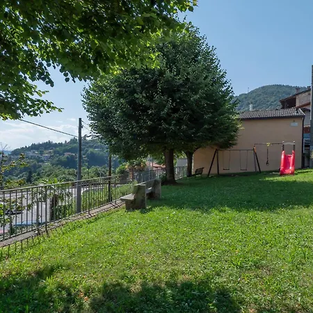 Cozy In Albagnano Di With House Sea View Apartmán Bee